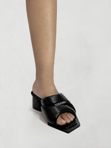 Aro - Black