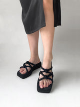 Perrie - Black