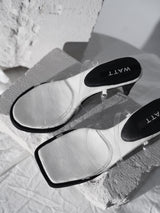 Canvas 003 - Black White